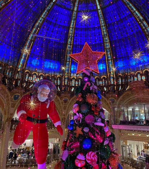 Christmas in Paris: experience the magic of the festive season in the heart of the capital