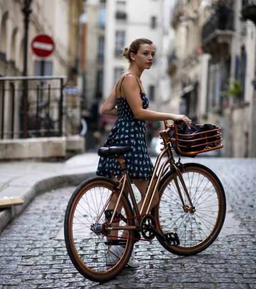 Maison Mère - Paris en vélo